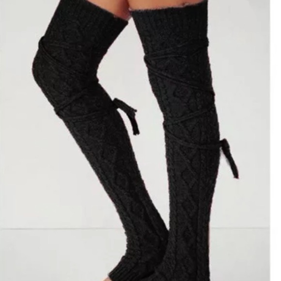 Red burgundy knee socks leg warmers sexy otk gaiters boot wrap tie cable knit OS